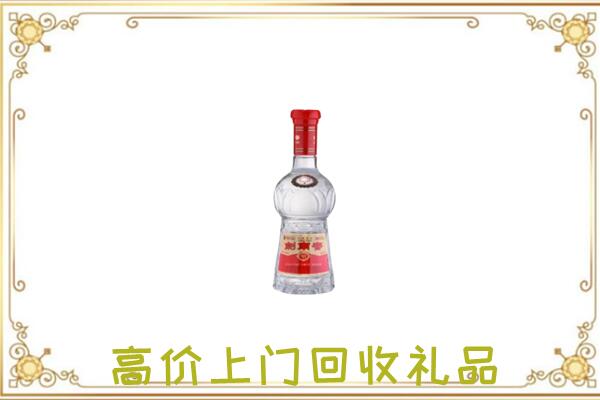 松原附近回收剑南春